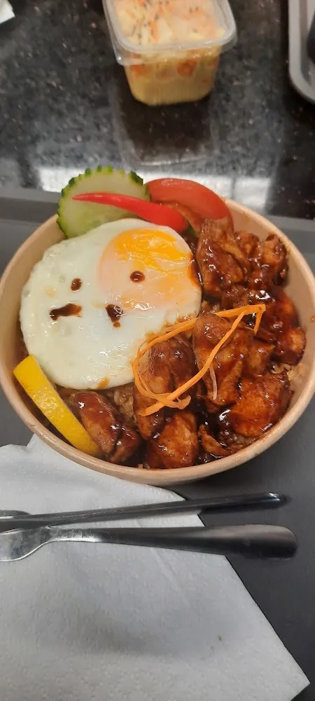 Lock Luck Pulled Chicken